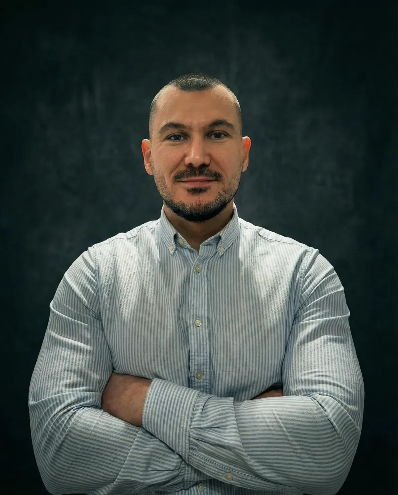 Мартин Миков